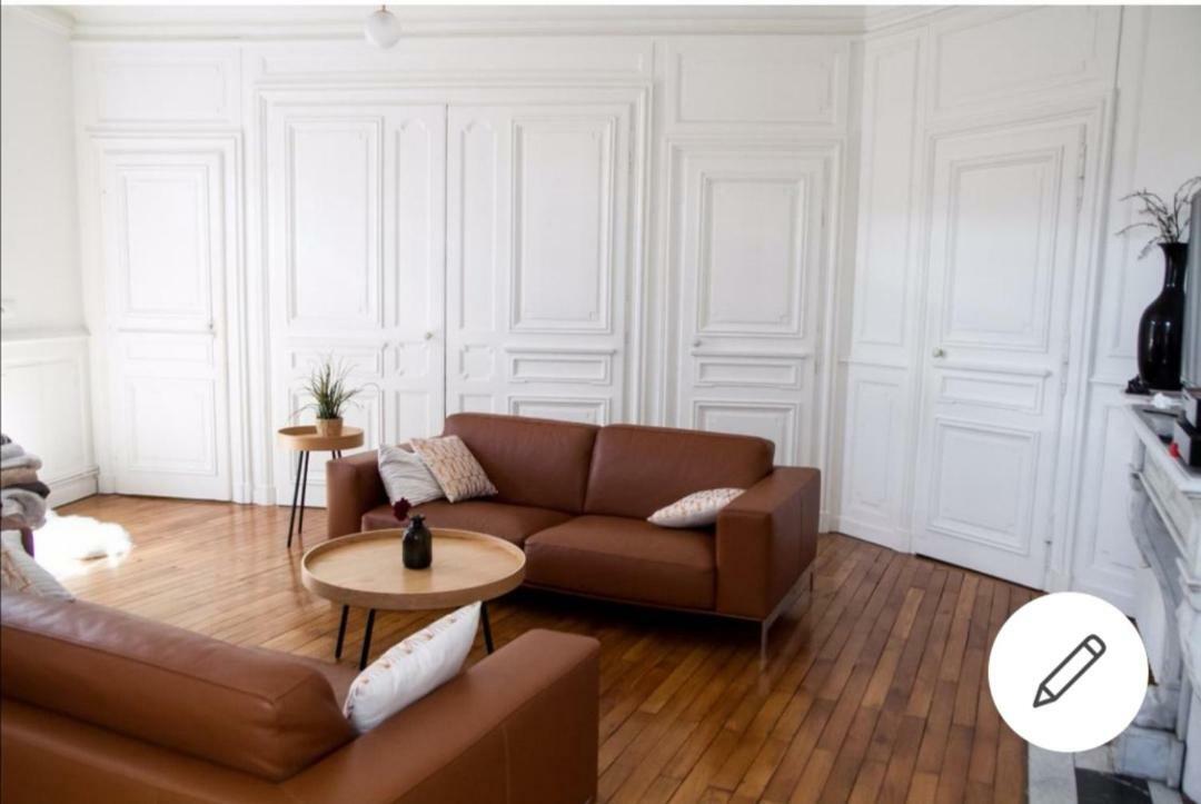 Grand Appartement Haussmannien 160M2 Besançon Exterior foto